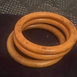 Elegant Gold Bangle Set with Green Bangle